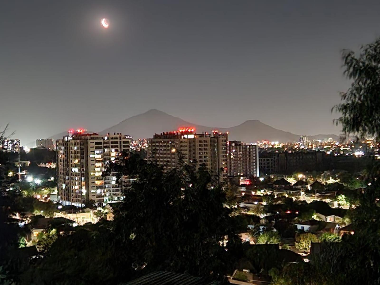 Nuevovalpo Hillside Homestay Santiago Exterior photo